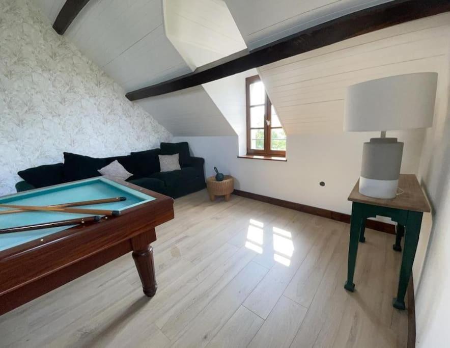 Maison Familiale La Vernelle Luaran gambar